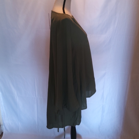 Asymmetrical Tunic Top 🔥 - Picture 5 of 8